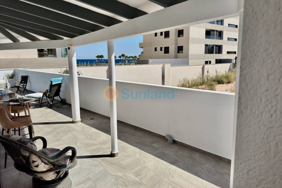 Resale - Villa - Punta Prima - 