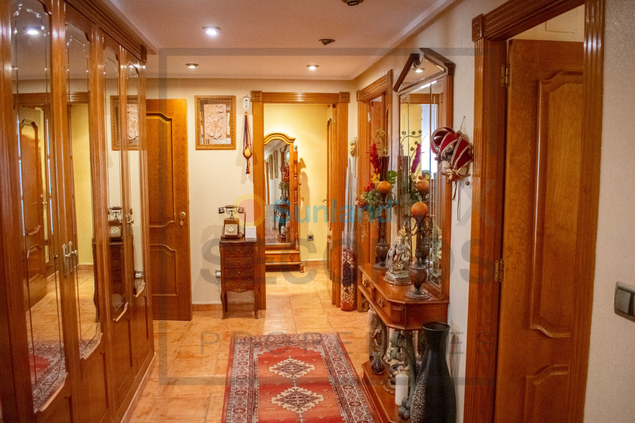 Resale - Villa - Guardamar del Segura - 