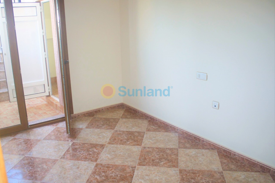 Verkauf - T - Los Altos