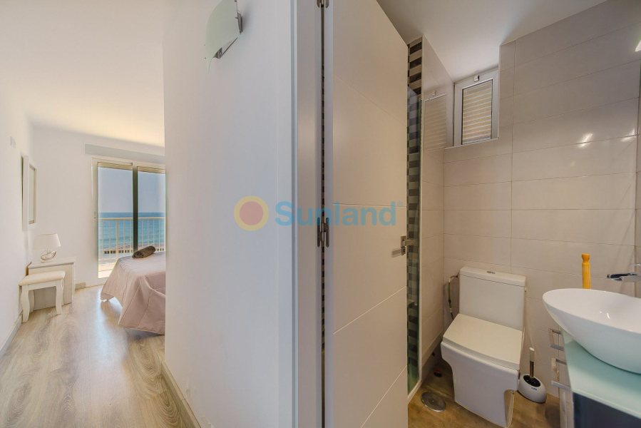 Resale - Apartamento - Torrevieja - Playa del Cura