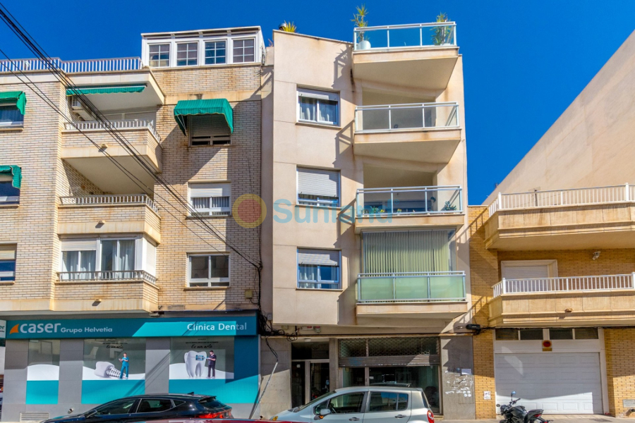 Segunda mano - Apartamento - Torrevieja - Centro