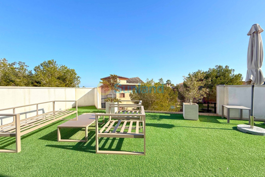Använda fastigheter - Villa - Orihuela Costa - Villamartin