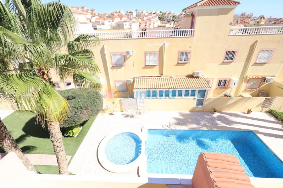 Använda fastigheter - Terraced house - Orihuela Costa - Las Filipinas