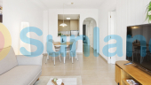 Resale - Apartment - Orihuela Costa - Campoamor