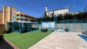 Resale - Villa - Torrevieja - 