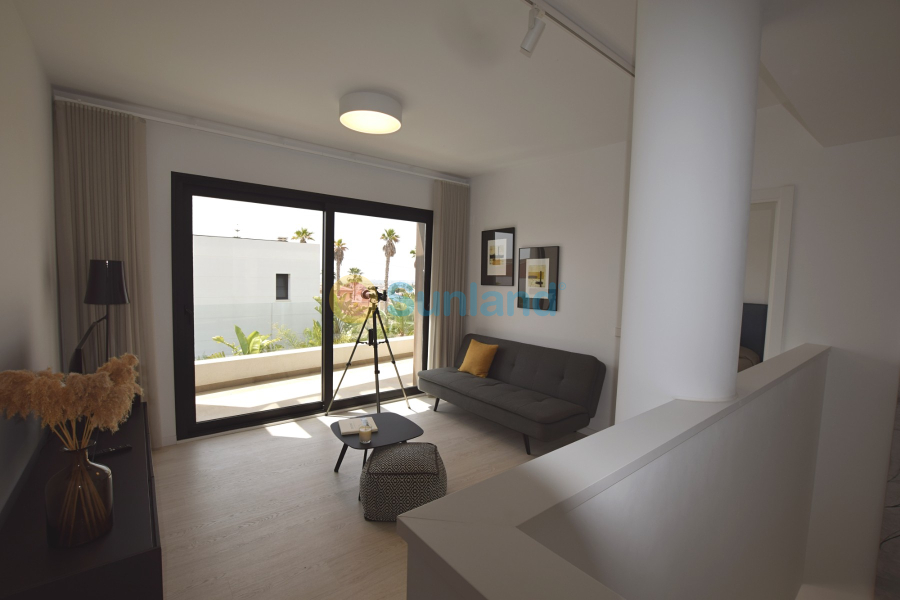 Resale - Detached Villa - Ciudad Quesada - Airstrip