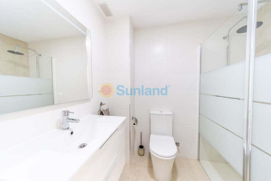 Resale - Apartamento - Torrevieja - Punta Prima