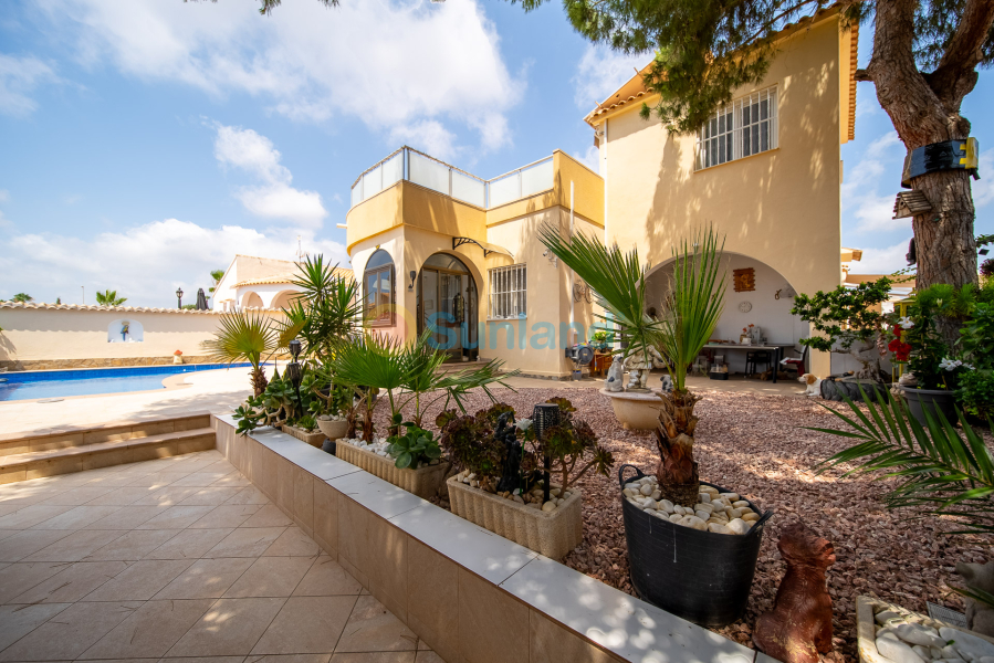 Brukte eiendommer - Villa - Orihuela Costa - La Florida