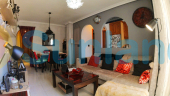 Resale - Apartment - Torrevieja - Torrevieja Centro