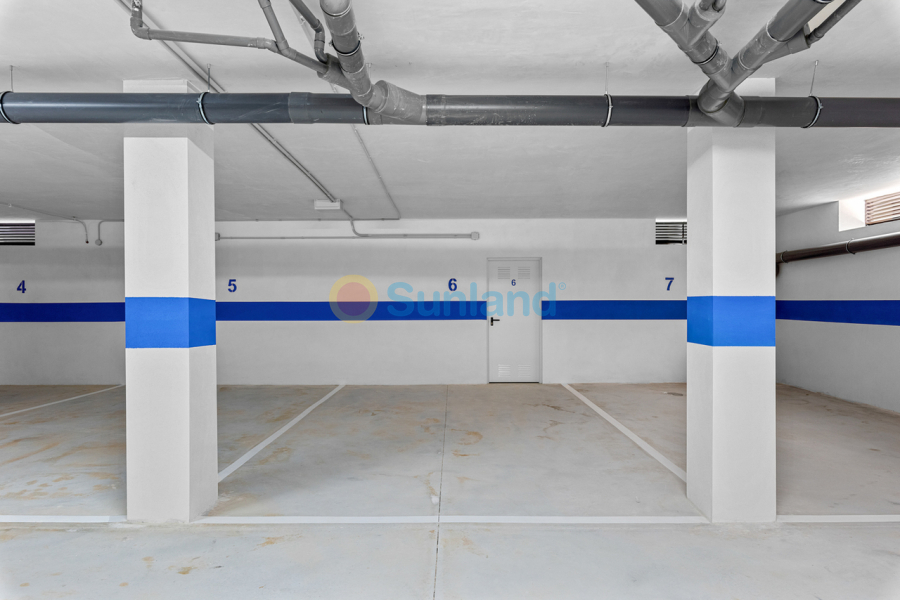 Resale - P - Villamartin