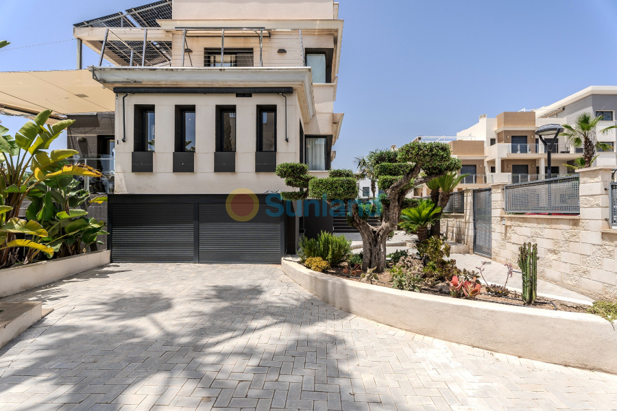 Segunda mano - Chalet - Orihuela Costa - La Zenia