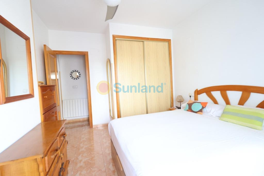 Segunda mano - Apartamento - Torrevieja - Acequion