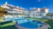 Resale - Apartment - Orihuela Costa - Campoamor