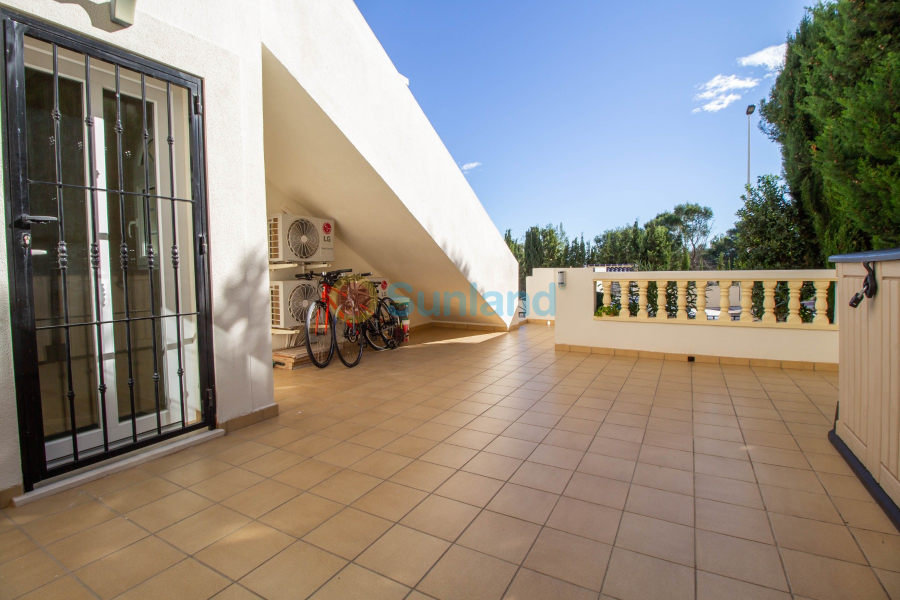 Brukte eiendommer - Villa - Orihuela Costa - Campos de Golf