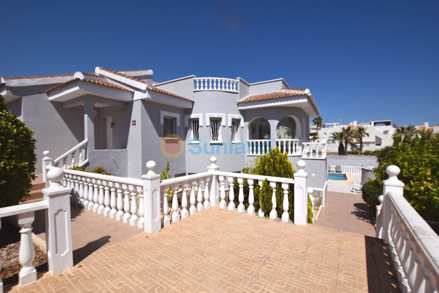 Brukte eiendommer - Detached Villa - Ciudad Quesada - La Fiesta