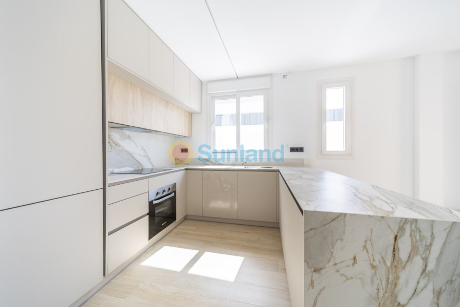 Resale - Villa - Torrevieja - Aguas Nuevas