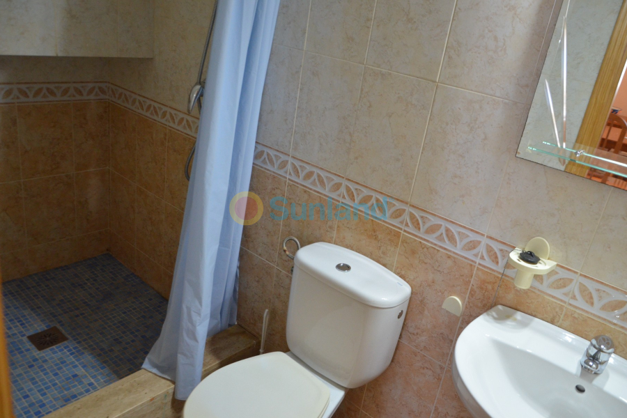 Resale - Villa - Torrevieja - 