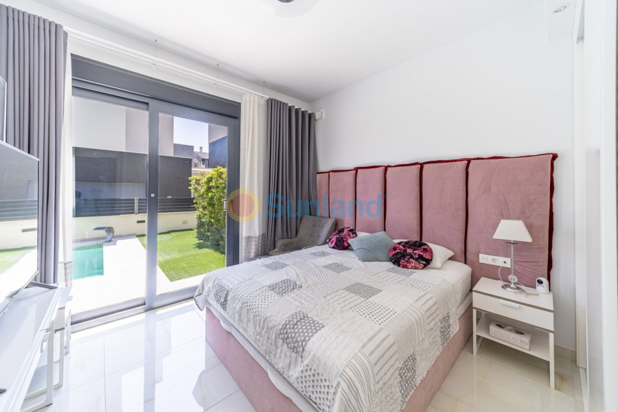 Resale - Villa - Orihuela Costa - Lomas De Cabo Roig