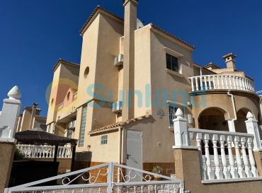 Villa - Resale - Orihuela Costa - Villamartin