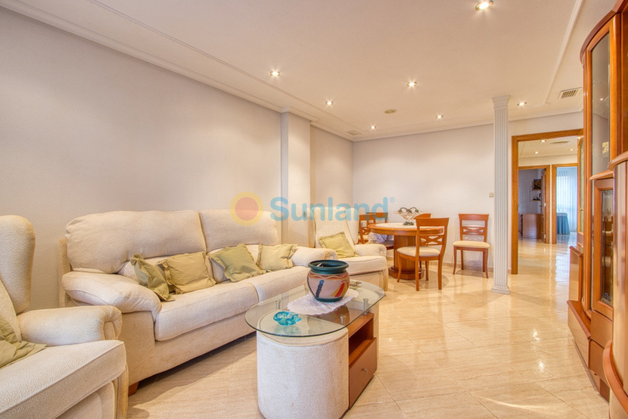 Resale - Apartment - Torrevieja - 