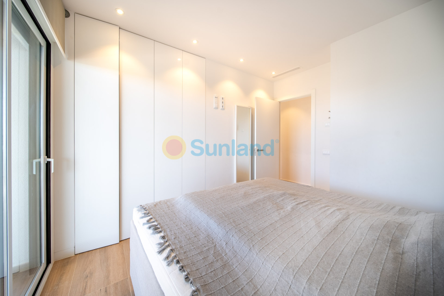 Verkauf - Apartamento - Orihuela Costa - Las colinas golf