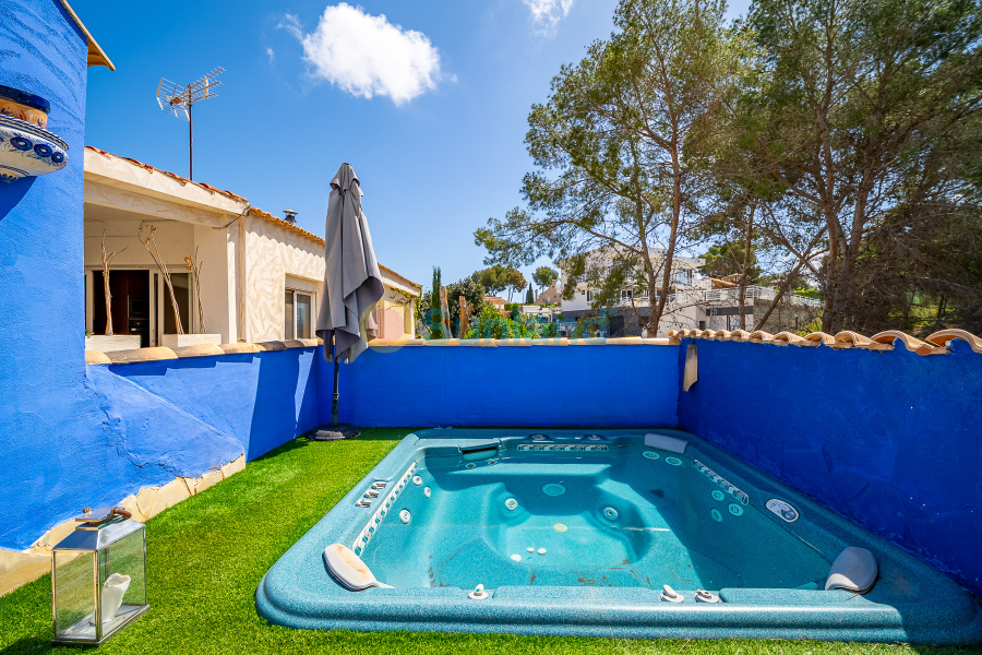 Resale - Villa - Torrevieja - Los Balcones