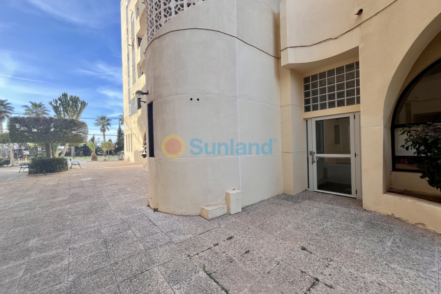 Resale - A - Torrevieja