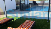 Resale - Villa - Torrevieja - 