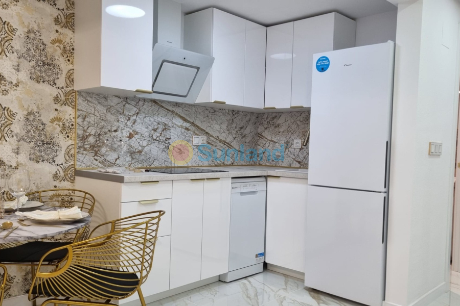 Resale - Apartment - Guardamar del Segura - 