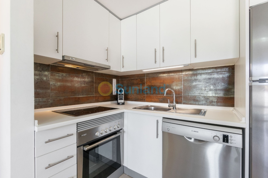 Resale - Apartment - Orihuela Costa - Aguamarina