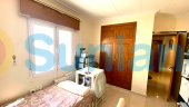 Resale - Villa - Torrevieja - 