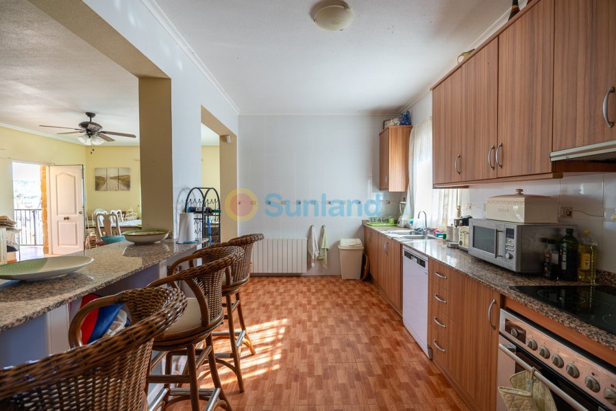 Resale - Villa - Cañada Del Trigo