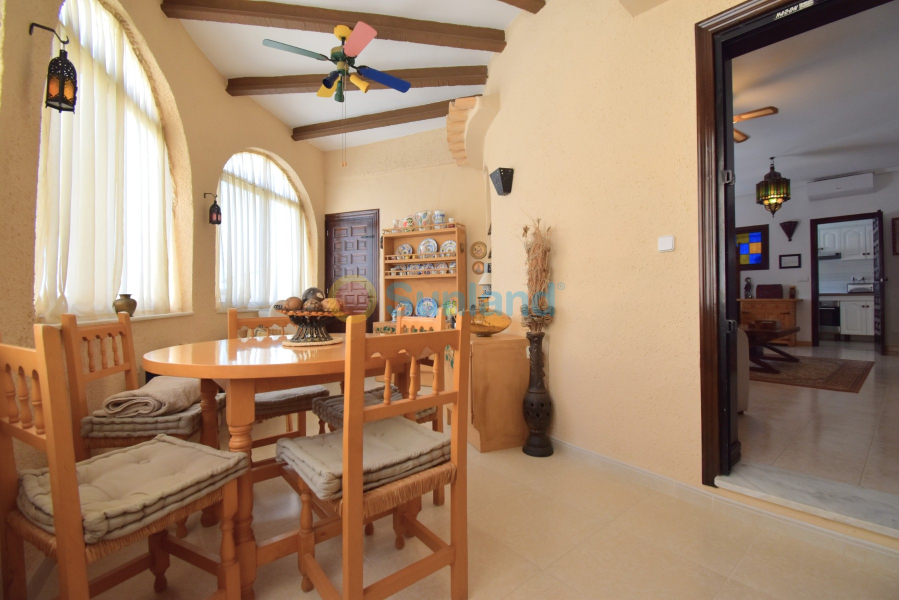 Resale - Villa - Orihuela Costa - Villamartin