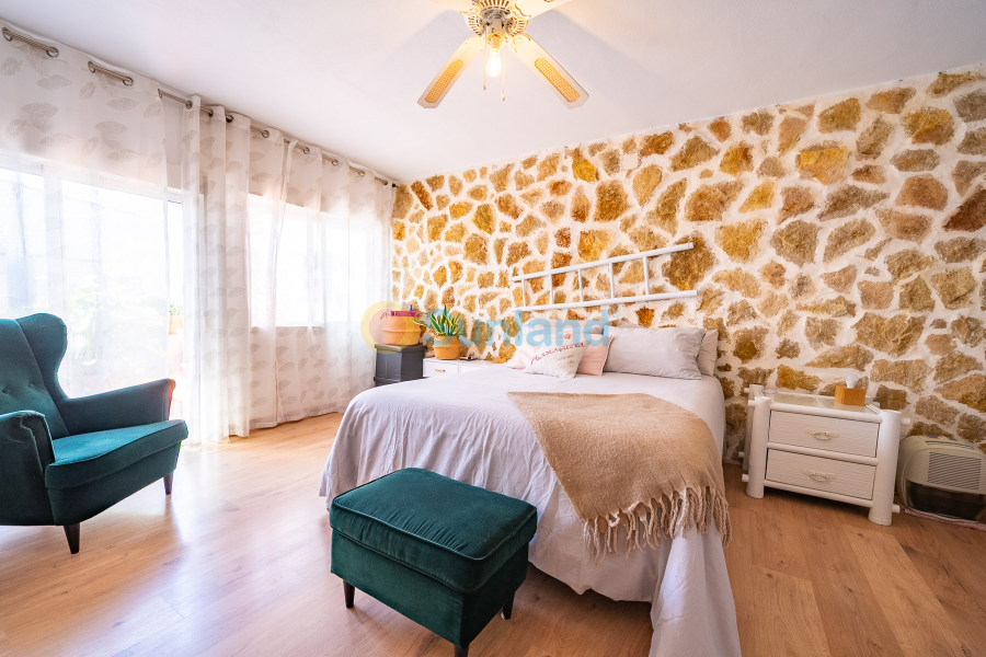 Resale - Villa - Torrevieja - Los Balcones