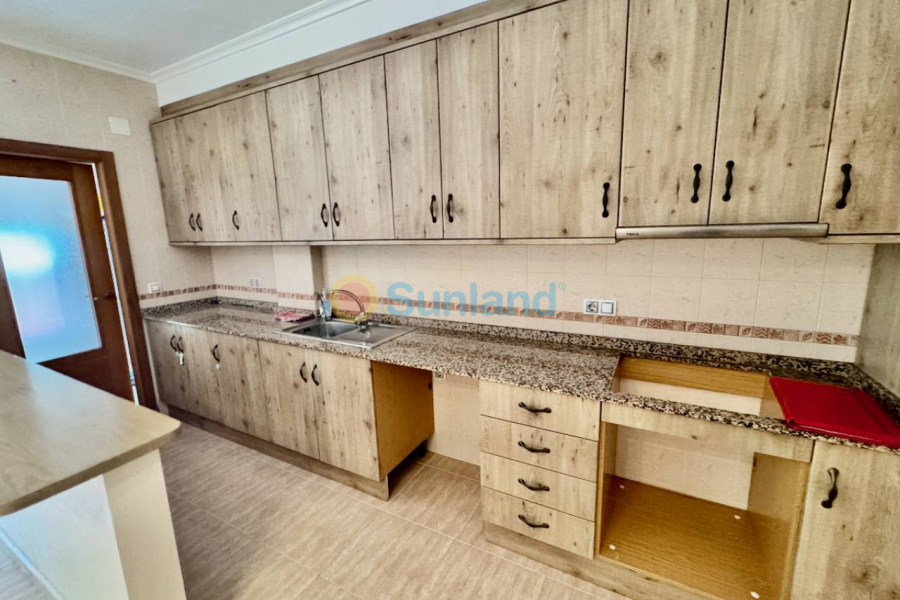 Resale - Apartment - Formentera del Segura - 