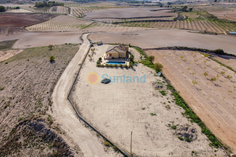 Resale - Villa - Cañada Del Trigo