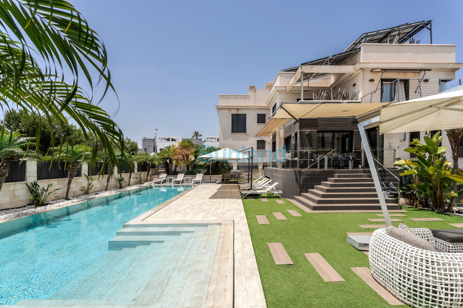 Segunda mano - Chalet - Orihuela Costa - La Zenia