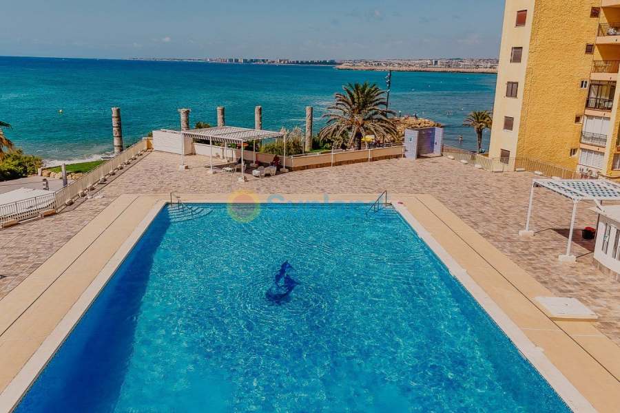 Resale - Apartamento - Torrevieja - Playa del Cura
