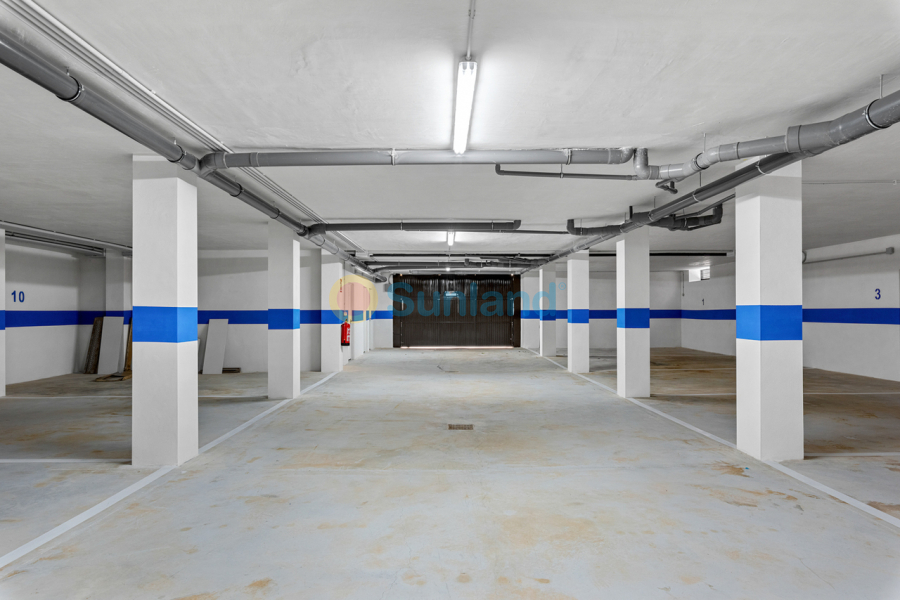 Resale - P - Villamartin