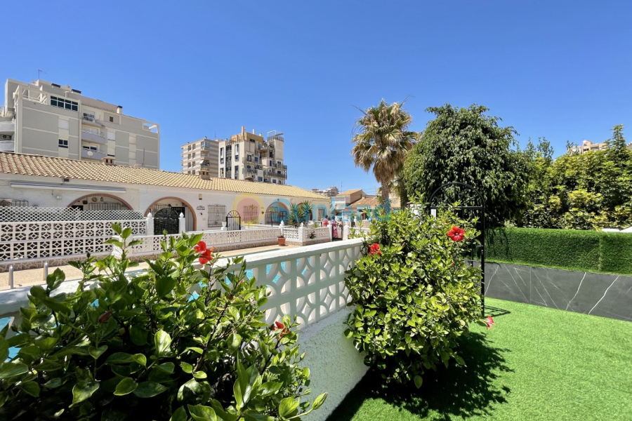 Вторичка - Bилла - Torrevieja - Nueva Torrevieja - Aguas Nuevas