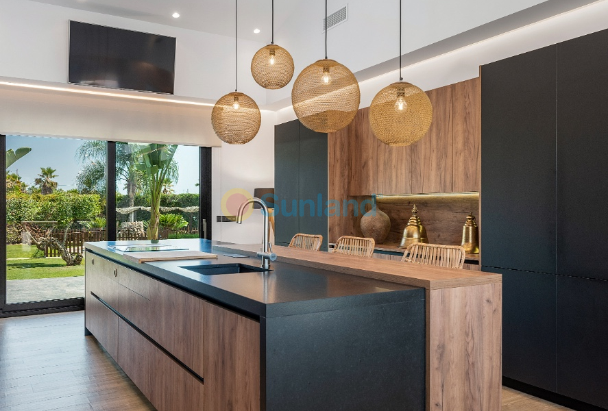 Resale - Villa - Elche/Elx