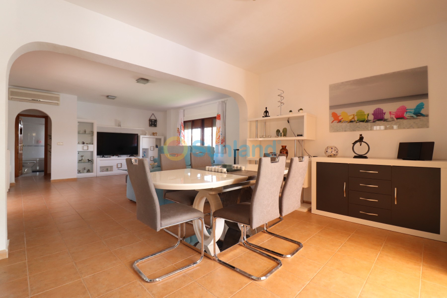 Resale - Villa - Formentera del Segura - Euroroda