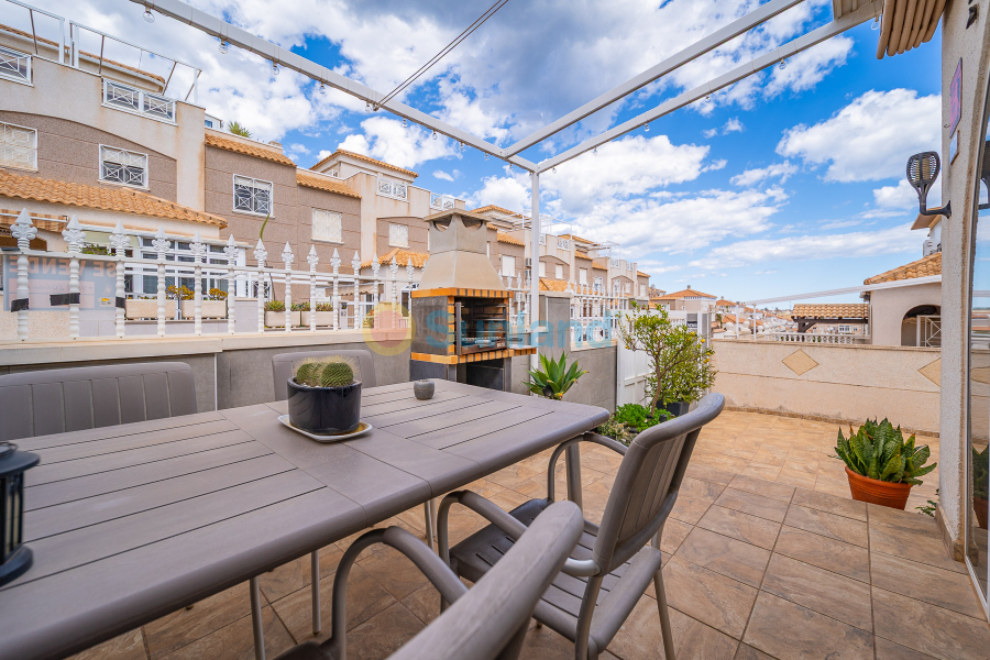 Resale - Casa de Pueblo - Torrevieja - Aguas Nuevas