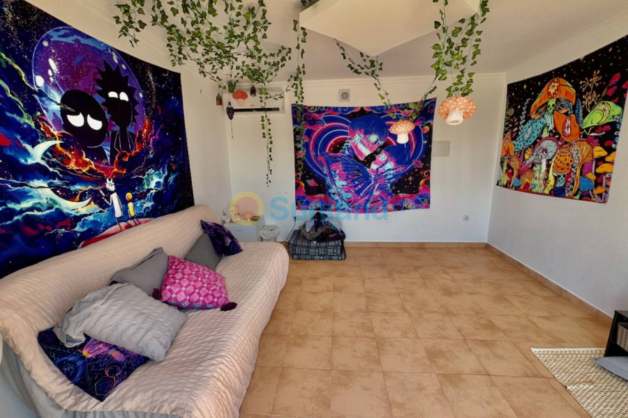 Resale - Villa - Rojales