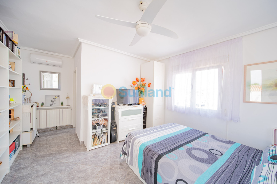 Brukte eiendommer - Villa - Orihuela Costa - La Florida