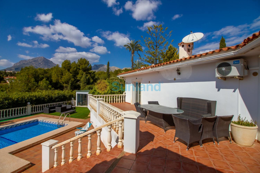 Använda fastigheter - Villa - La Nucía
