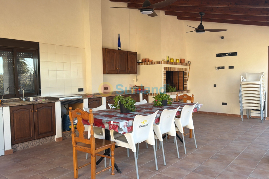 Resale - Villa - Dolores - 