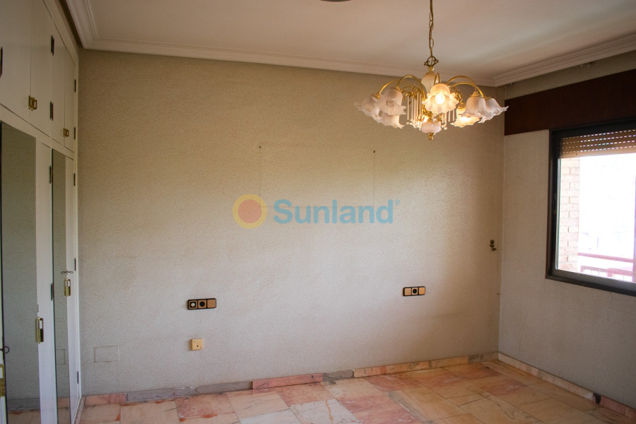 Segunda mano - Chalet - Llano de brujas