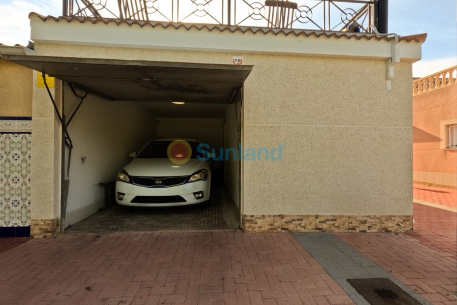 Brukte eiendommer - Rekkehus - Torrevieja - El Acequión - Los Náufragos