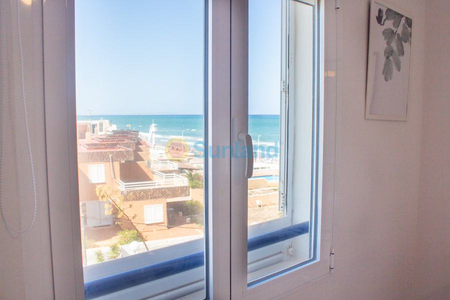 Resale - Apartment - Torrevieja - La Mata